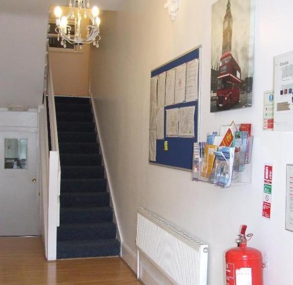 Bed and Breakfast Cedars House