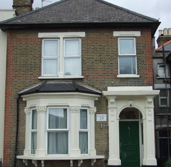 Bed and Breakfast Cedars House