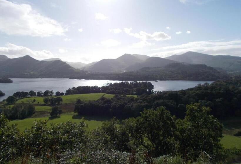 ベッドアンドブレックファースト Swiss Court Guest House