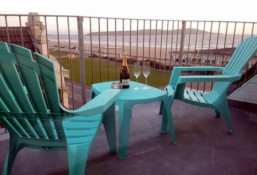 تختخواب و صبحانه The Sunfold