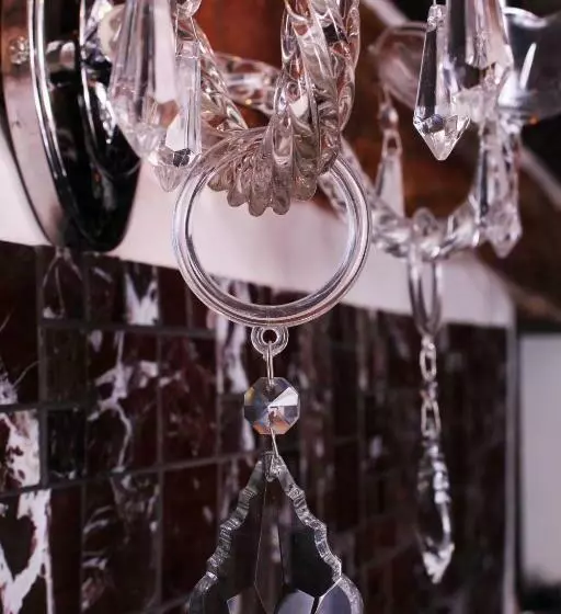 هتل 61 Warwick Road