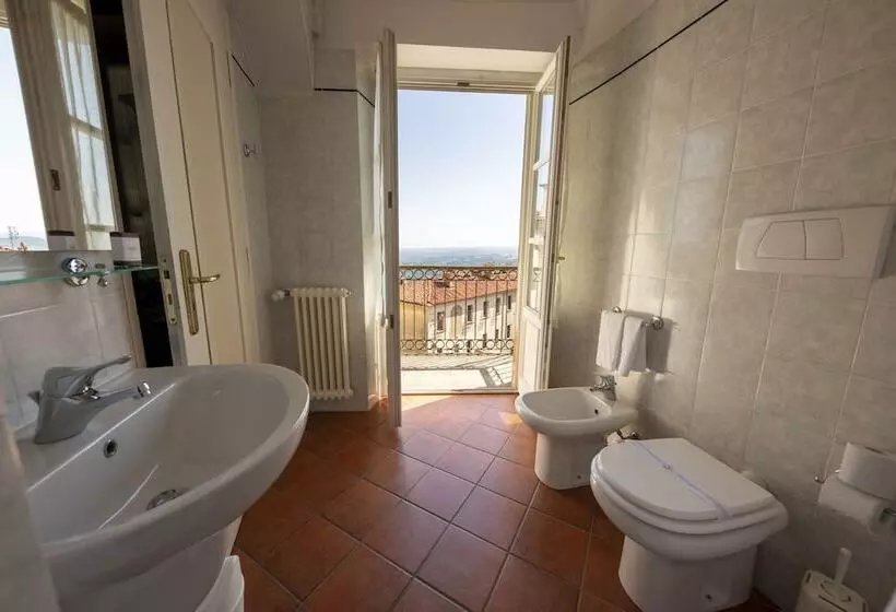 ホテル Albergo Dell Academia