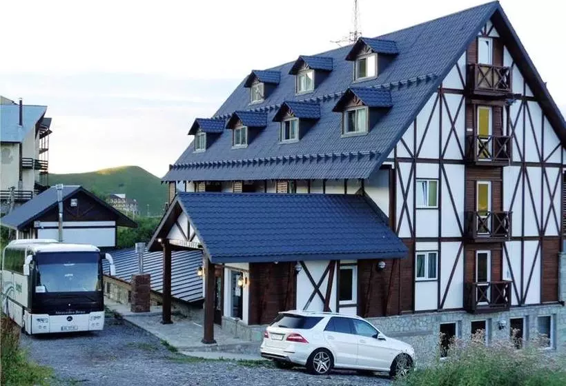 هتل Edelweiss