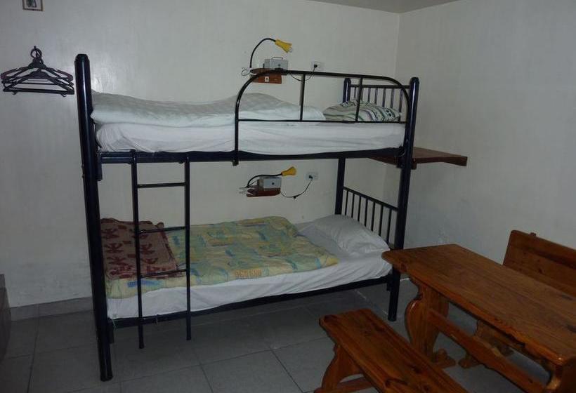 בית מלון כפרי Hostal Zentrum