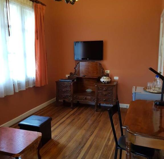 בית מלון כפרי Hostal Zentrum