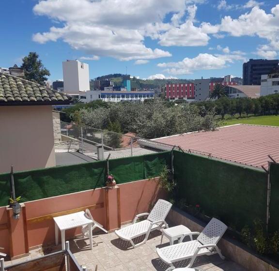 בית מלון כפרי Hostal Zentrum