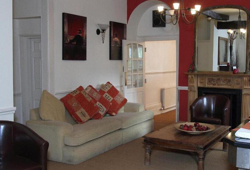 Отель Millgate House