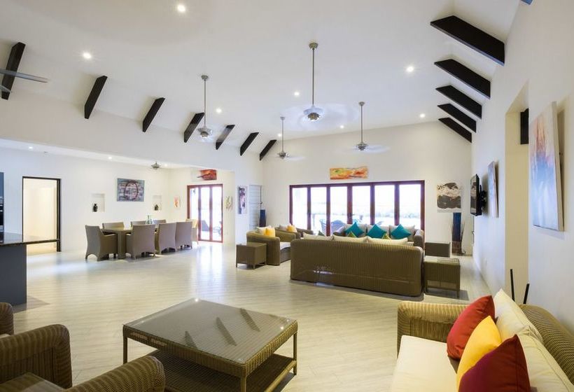 Naisoso Island Resort Villas