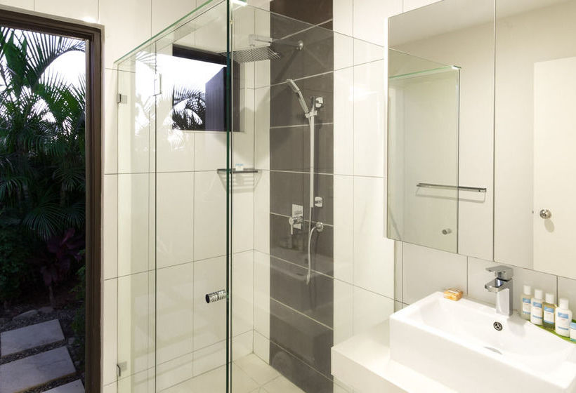 Naisoso Island Resort Villas