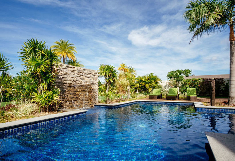 Naisoso Island Resort Villas