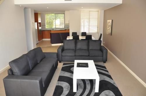 Rnr Serviced Apartments Adelaidewakefield