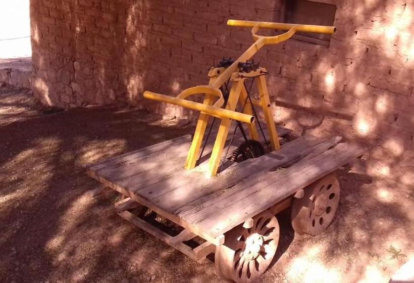 הוסטל Casa Colores