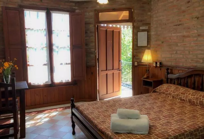 Retkeilymaja Hostal Las Golondrinas