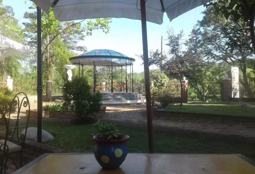 Retkeilymaja Hostal Las Golondrinas