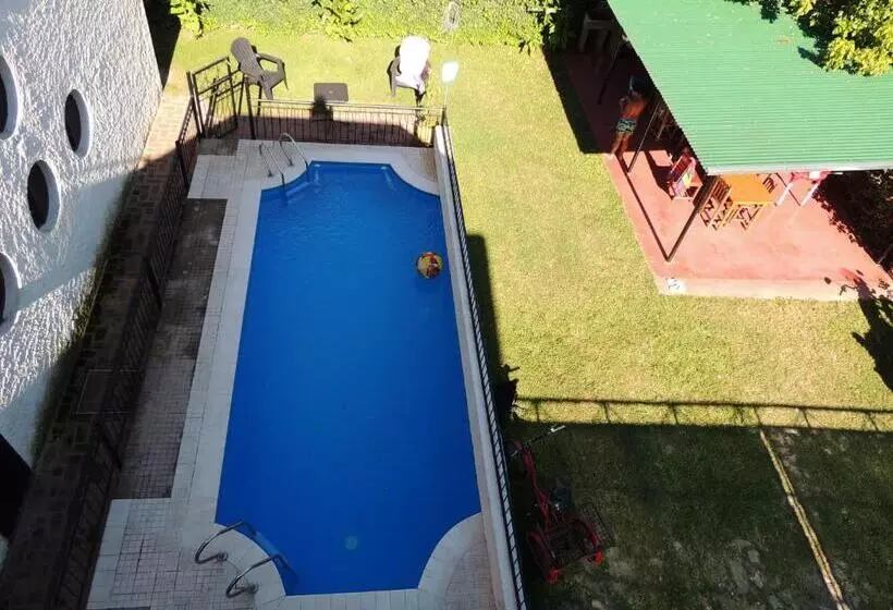 Retkeilymaja Hostal Las Golondrinas