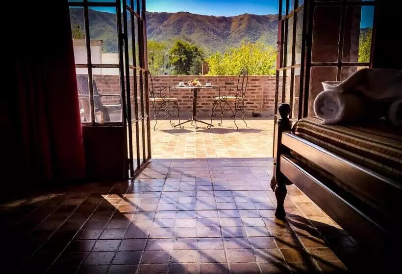 Retkeilymaja Hostal Las Golondrinas