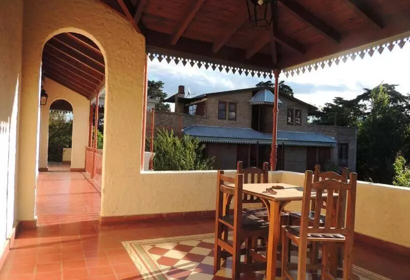 Retkeilymaja Hostal Las Golondrinas