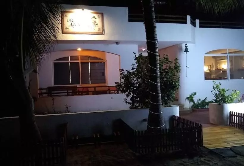 تختخواب و صبحانه Drake Inn