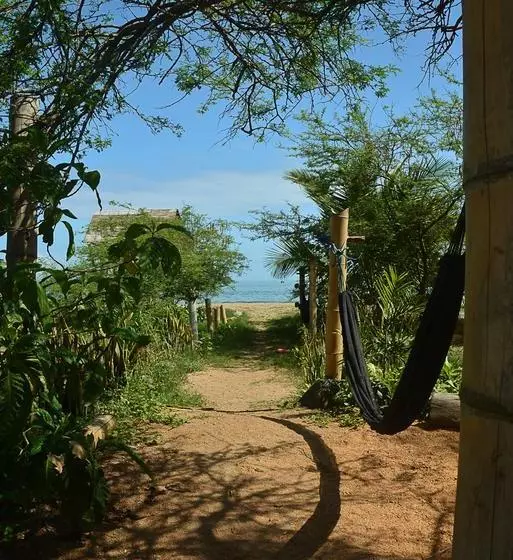 تختخواب و صبحانه Hostal Monte Libano