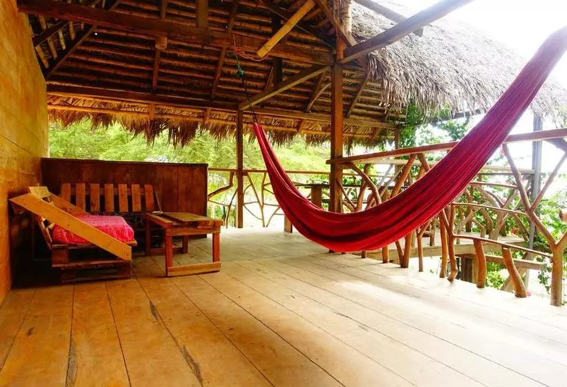 تختخواب و صبحانه Hostal Monte Libano