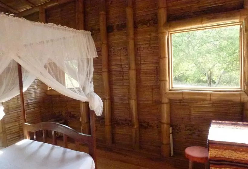 تختخواب و صبحانه Hostal Monte Libano