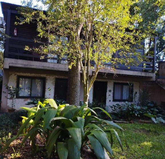 تختخواب و صبحانه Los Tangueros