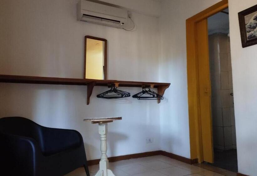 تختخواب و صبحانه Los Tangueros