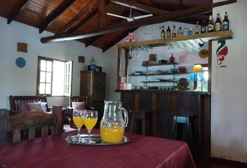 تختخواب و صبحانه Los Tangueros