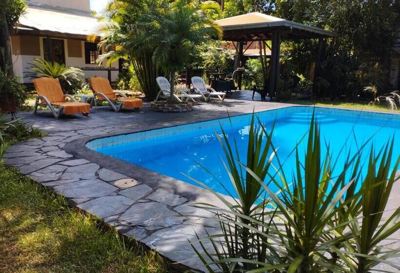 تختخواب و صبحانه Los Tangueros