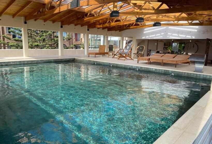 Costanera Mar Hotel & Suites