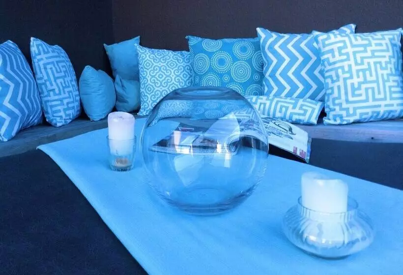 Defensa 821 Bed & Breakfast
