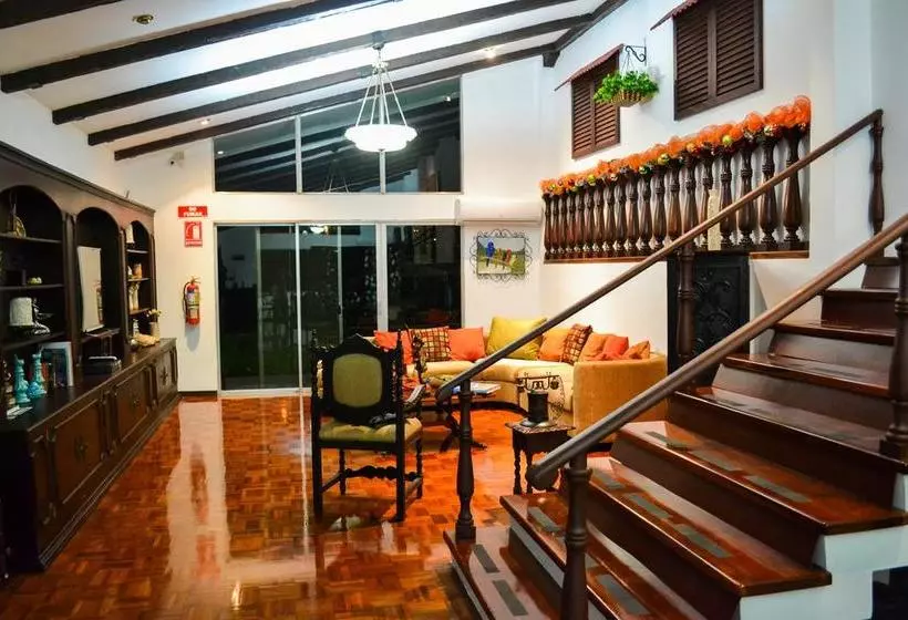 هتل Boutique El Escalón