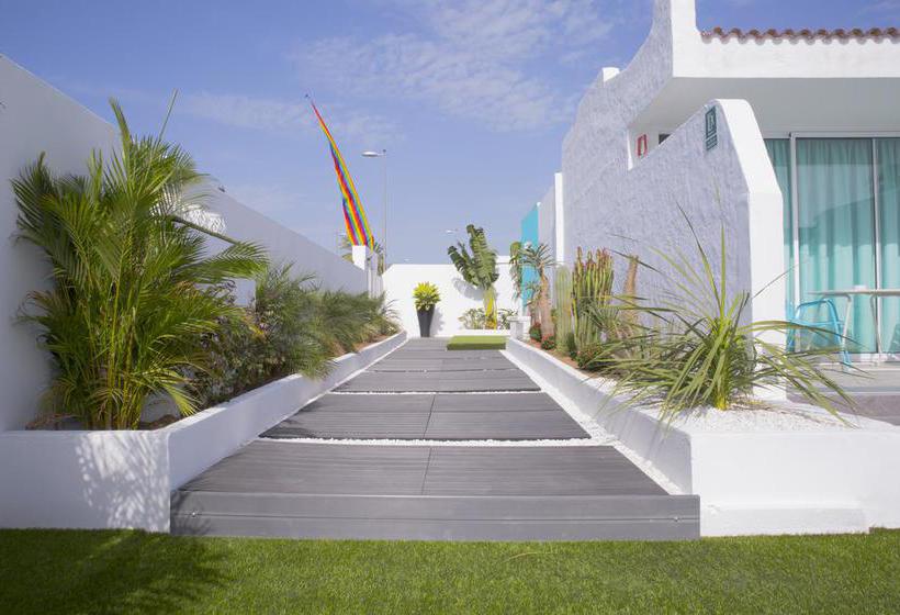 The Vintage Club Caters To Gay Men