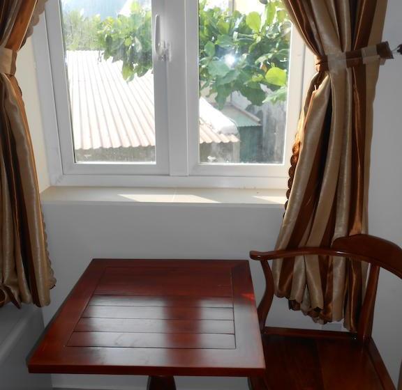 هتل Con Son Island