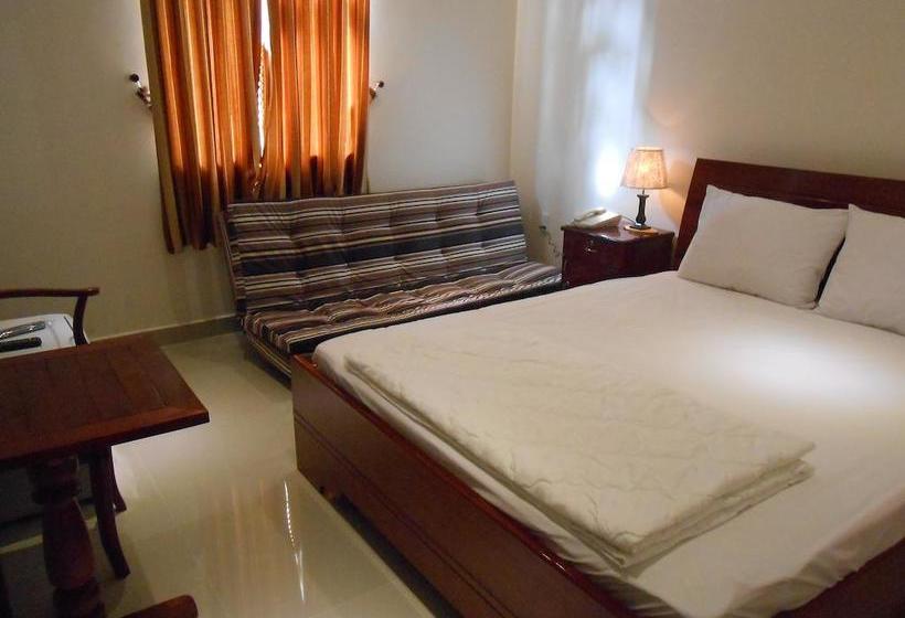 هتل Con Son Island