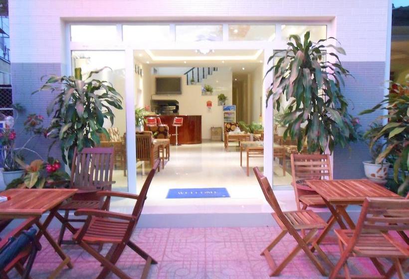 هتل Con Son Island