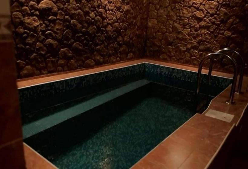 هتل Dostyq Kokshetau