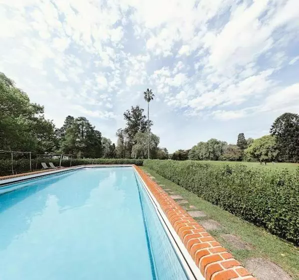 ホテル Estancia Villa Maria
