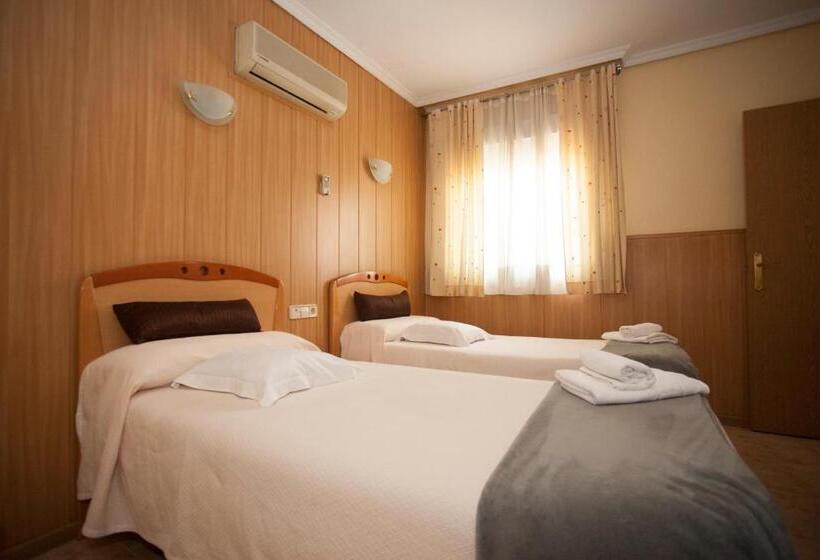 هتل Hospedaje Los Rosales