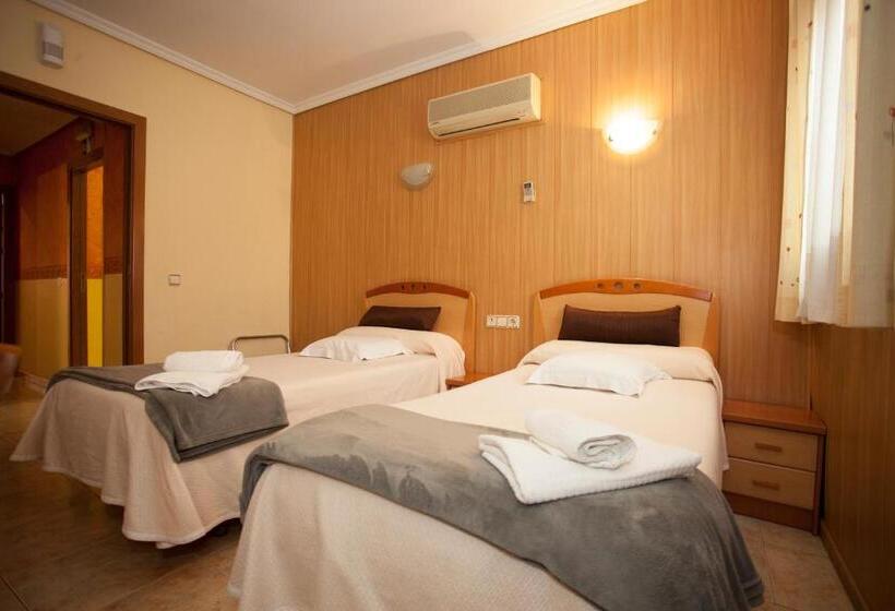 هتل Hospedaje Los Rosales