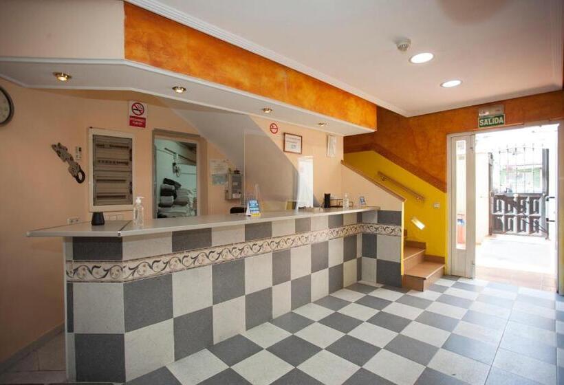 هتل Hospedaje Los Rosales