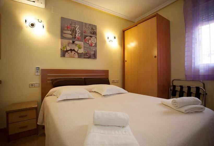 هتل Hospedaje Los Rosales