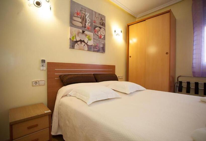 هتل Hospedaje Los Rosales