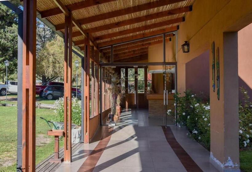 Otel Hostería El Remanso