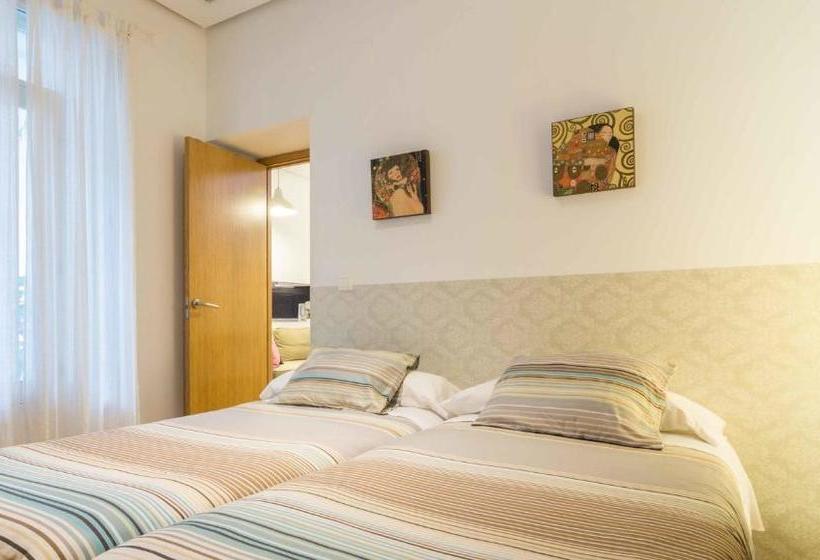 هتل La Casa Del Conde De Gelves