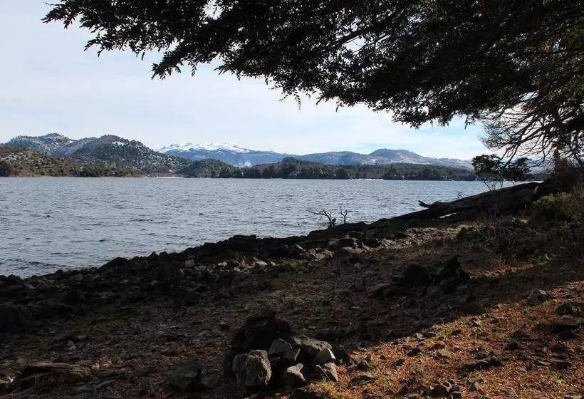 ホテル Peninsula De Los Coihues