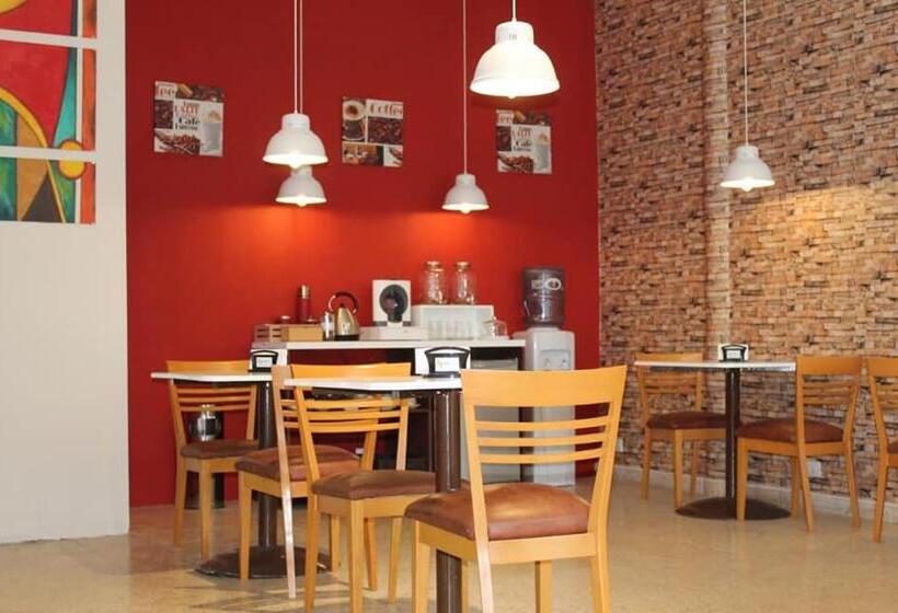 فندق Ychoalay Caz