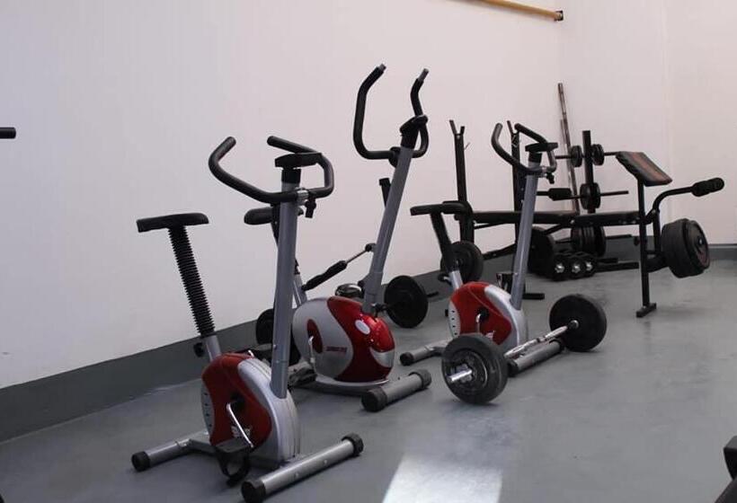 فندق Ychoalay Caz