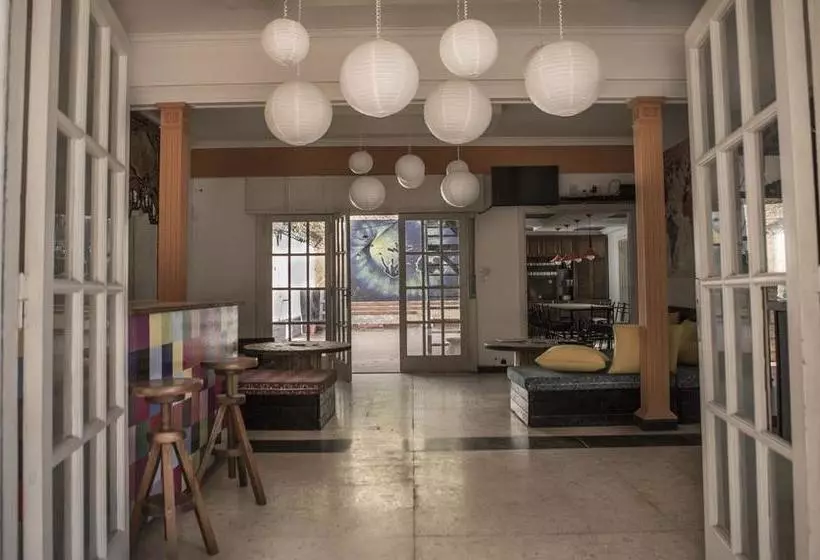 Ananta Hostel Bar