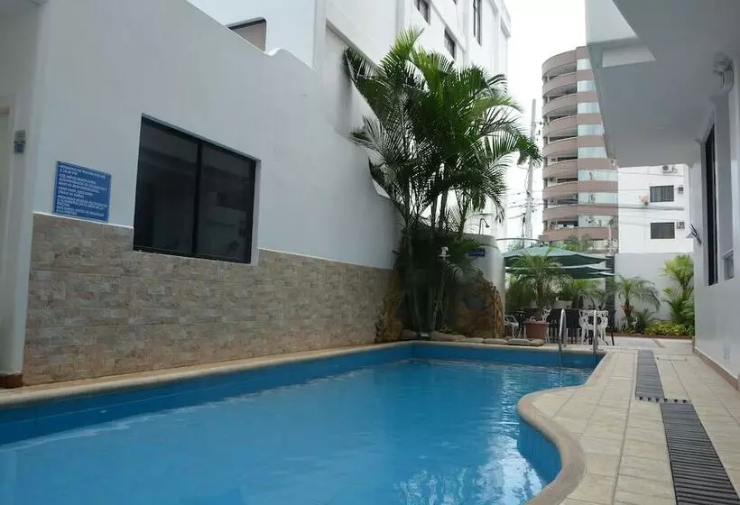 هتل Casablanca Salinas